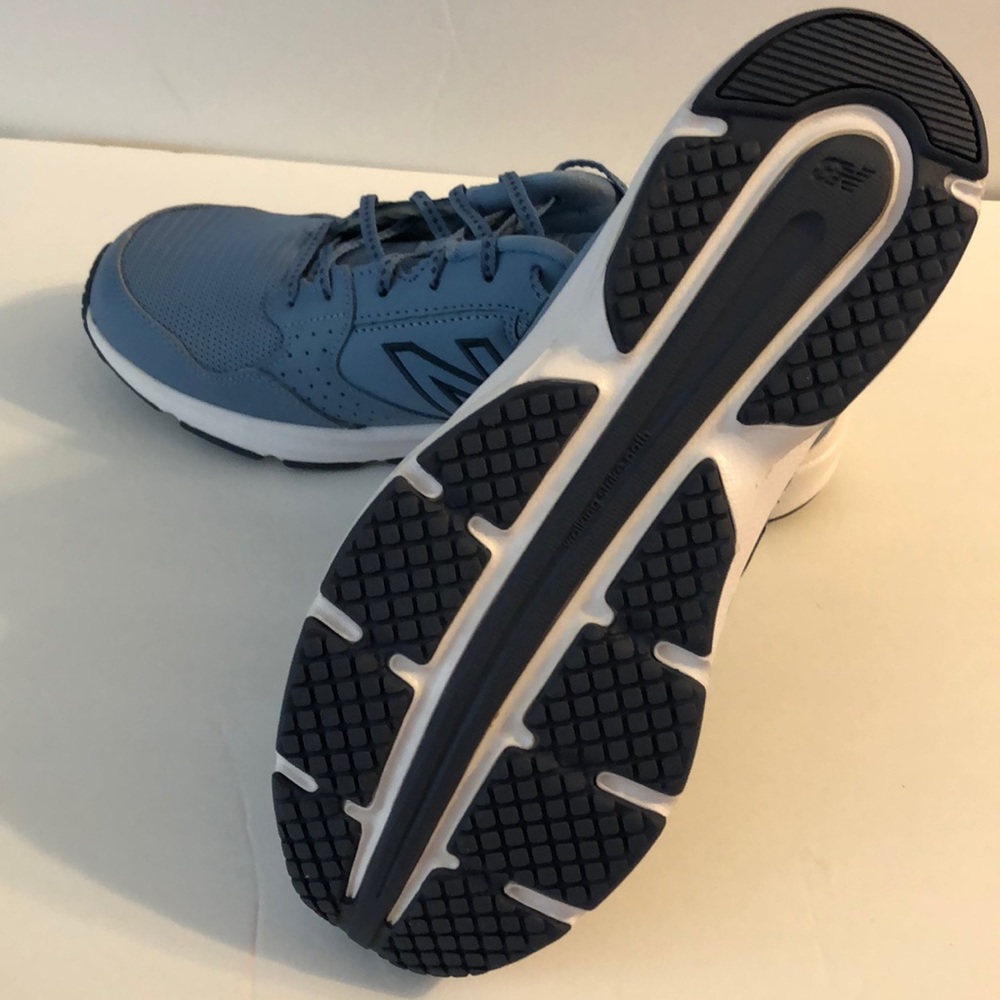 New Balance Women’s Walking Shoes - Picture 5 of 6